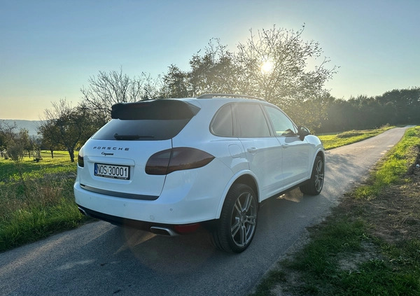 Porsche Cayenne cena 89999 przebieg: 241000, rok produkcji 2012 z Przemyśl małe 497